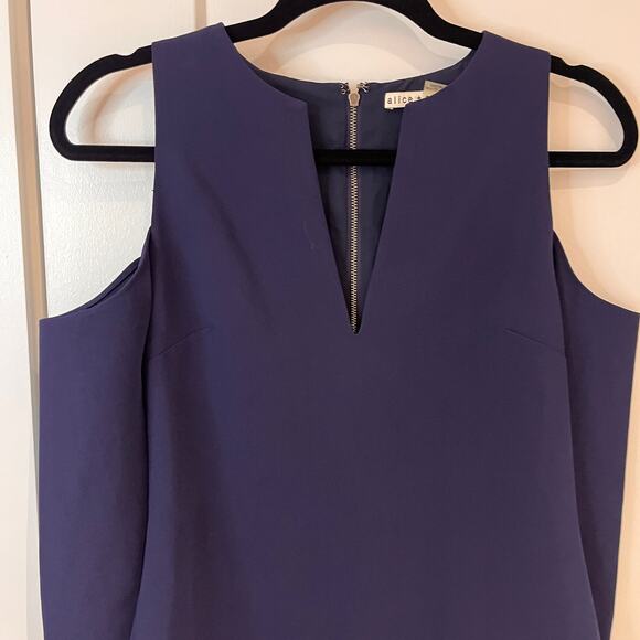 Alice + Olivia Navy Blue Cold Shoulder Niko Sheath Dress Sz 6 - Picture 3 of 11